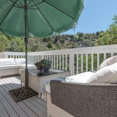 Modern Guest House Nestled In The Hollywood Hills With Huge Deck And Wow Views! Los Angeles Bagian luar foto